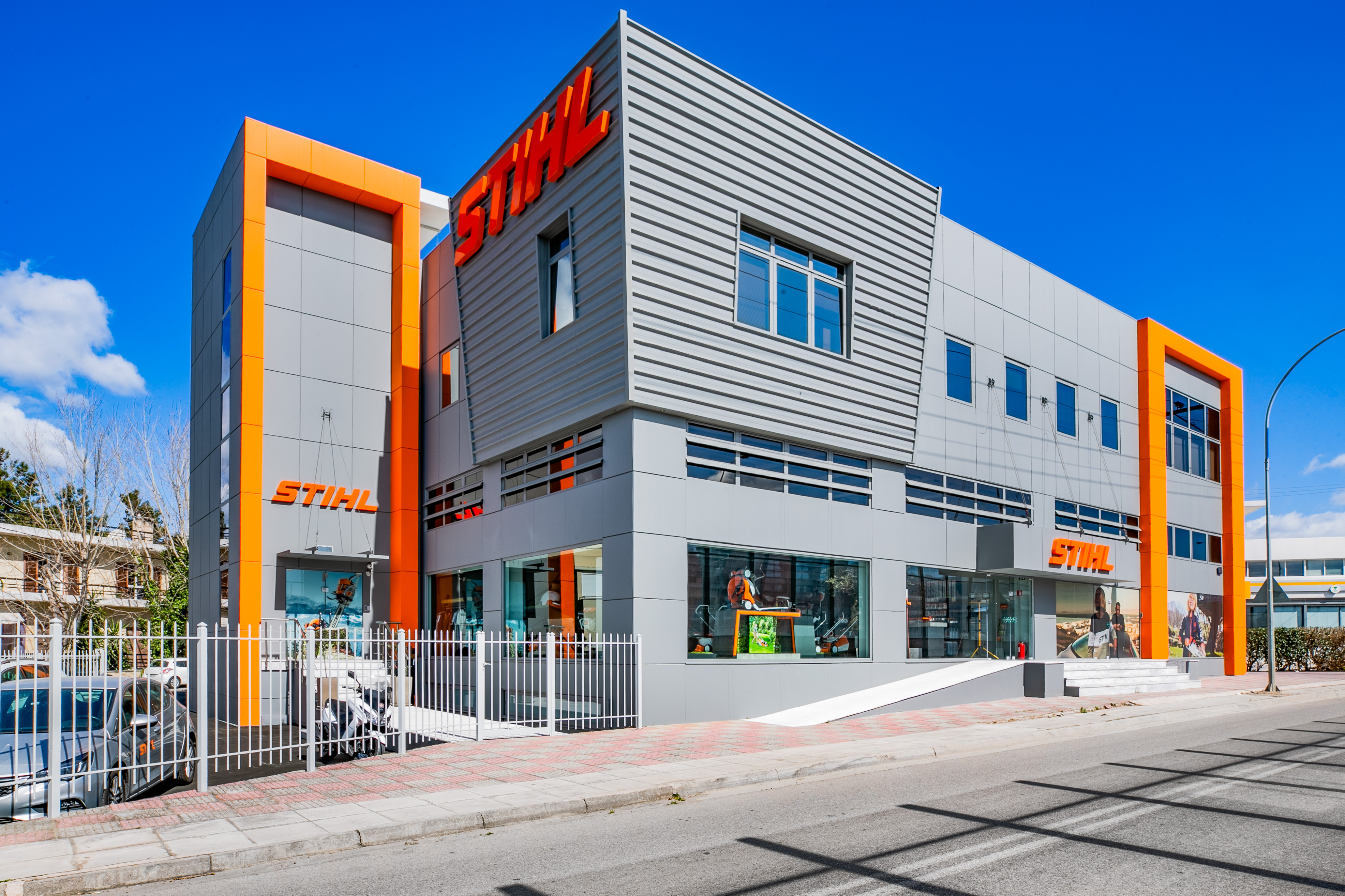 Αρχική σελίδα της εταιρικής ιστοσελίδας της STIHL